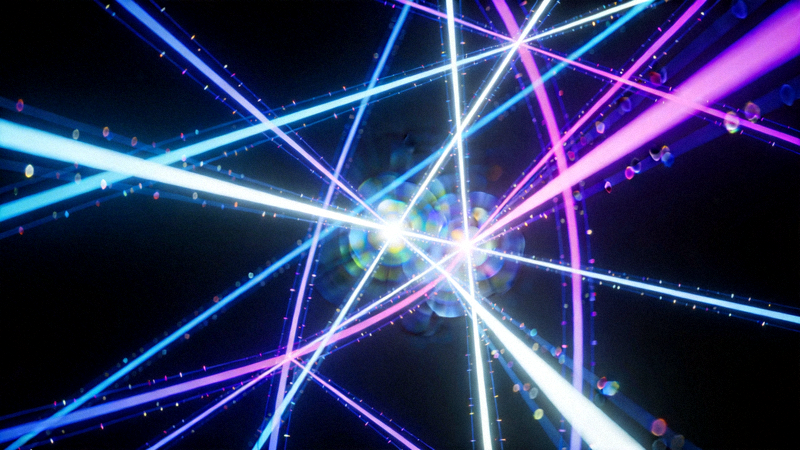 象征高科技流媒体传输的抽象概念图，光束在黑暗背景中穿梭交织